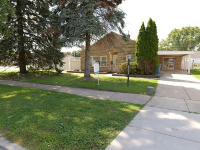 9246 S 49th Ave, Oak Lawn, IL, 60453