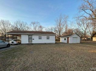 329 W Elm St, East Prairie, MO 63845