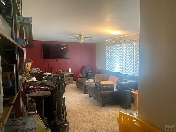 2nd image of 1628 Horseshoe Dr