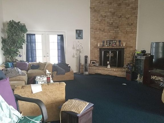 5th image of 2610 Cherry Ln