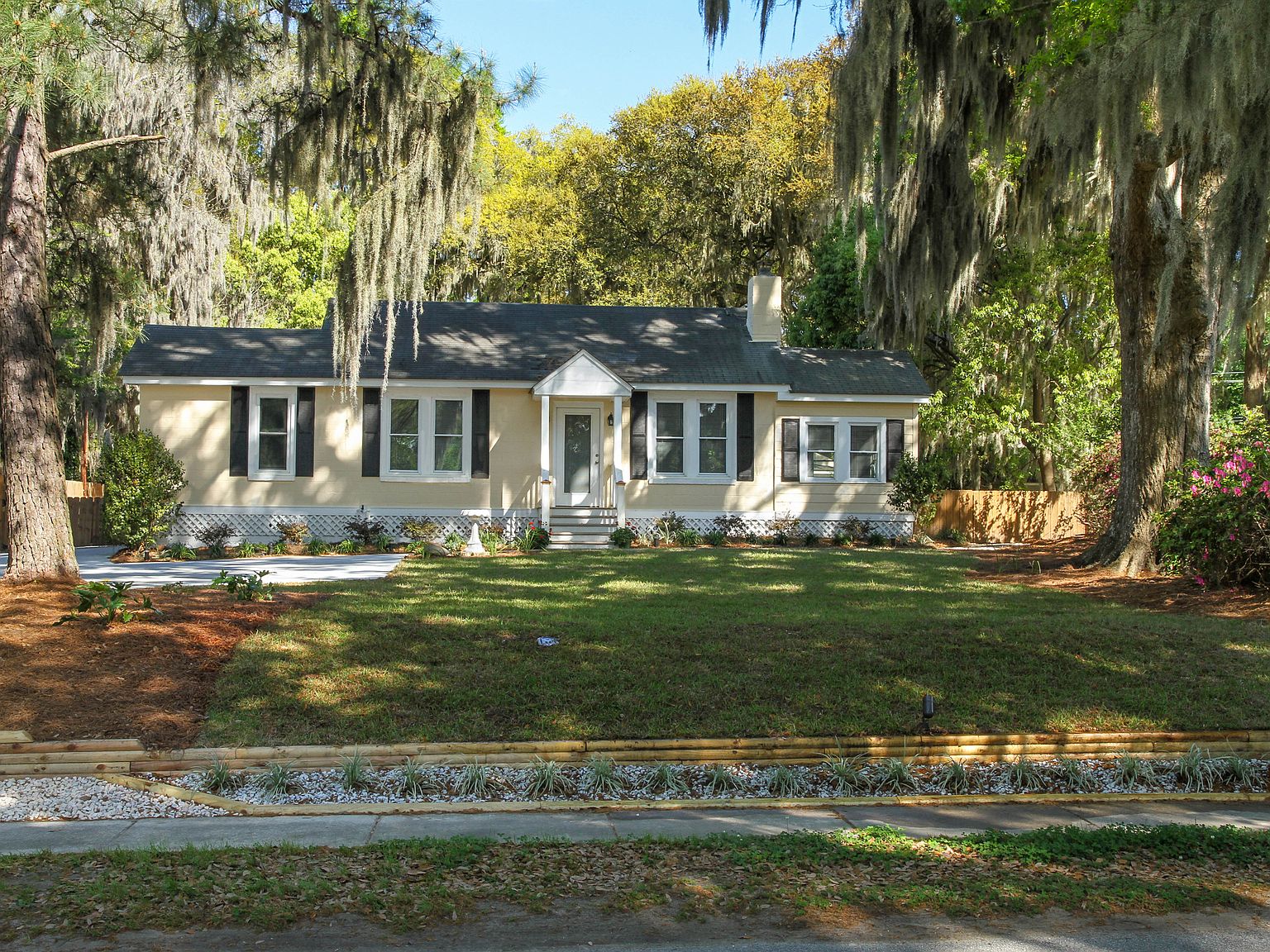 8514 Whitefield Ave, Savannah, GA 31406 Zillow