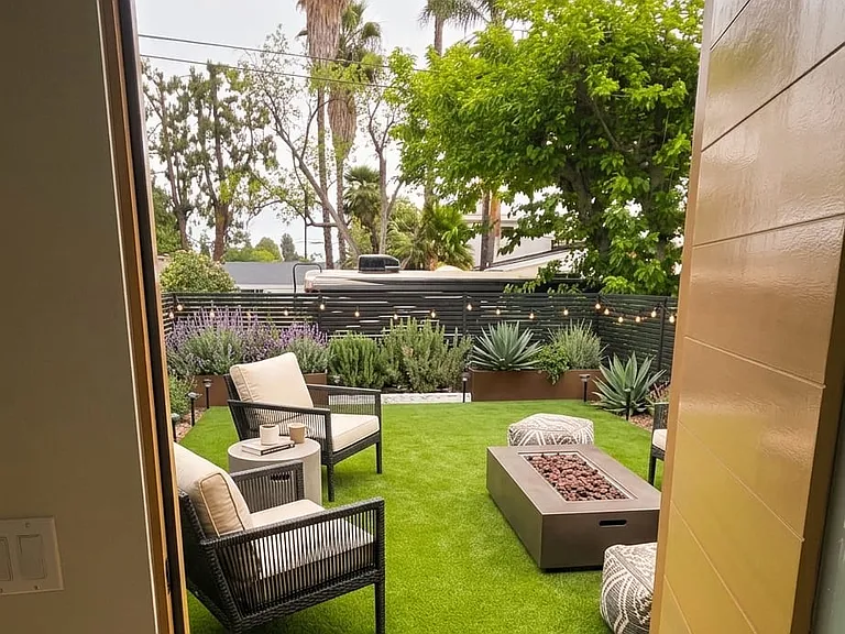 5643 Rawlings Ave — Photo 9
