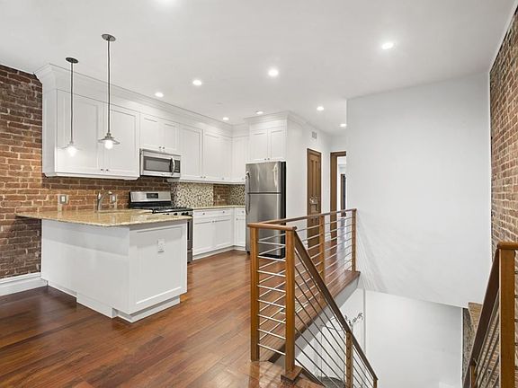 4th image of 120 W 127th St