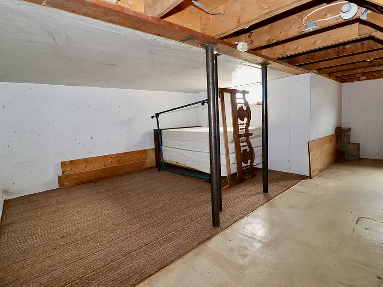 20451 Highway B — Photo 21