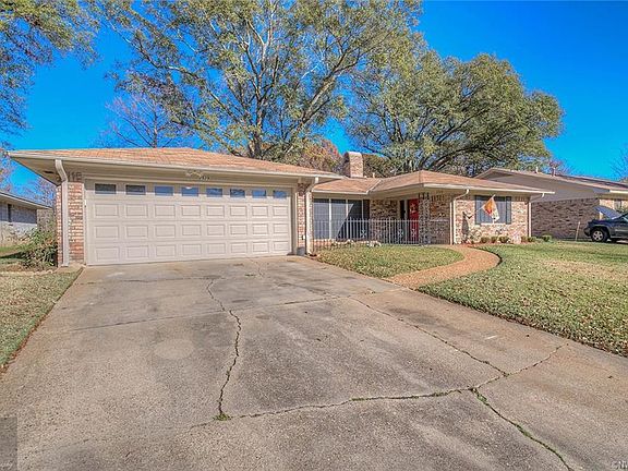 2nd image of 2529 Lakeway Dr