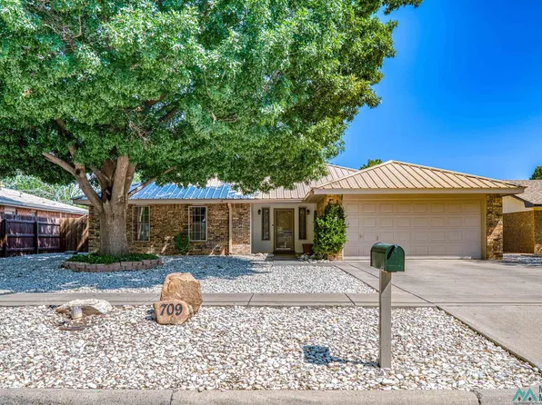 709 Monterrey Dr, Roswell, NM 88201