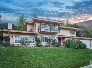 3942 W Cresthaven Dr, Thousand Oaks, CA 91362