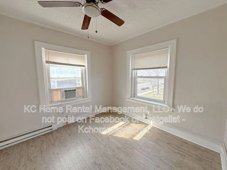 305 Gladstone Blvd — Photo 7