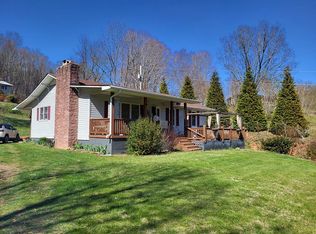 88 Wheeler Hill Rd, Canton, NC 28716