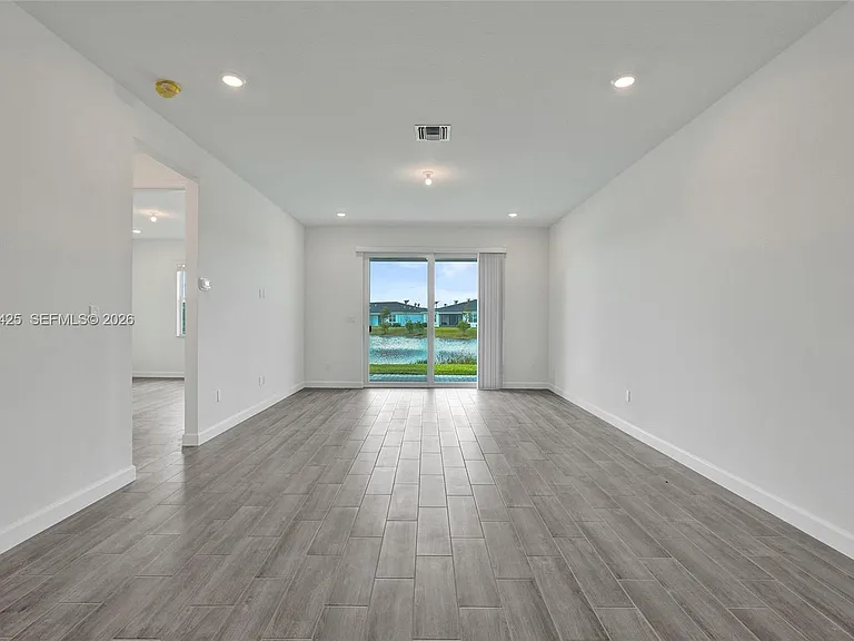 3777 Harborside Ave — Photo 13