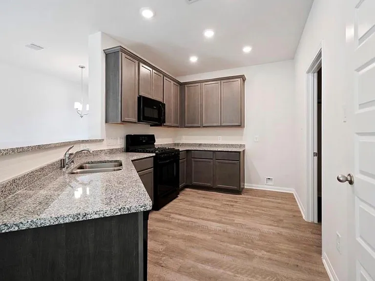 25290 Pomegranate Pl — Photo 16