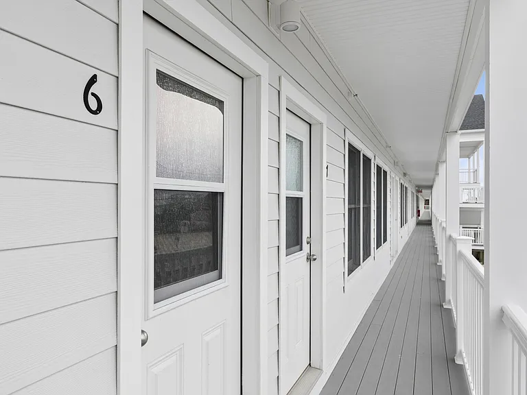 473 Dune Rd — Photo 17