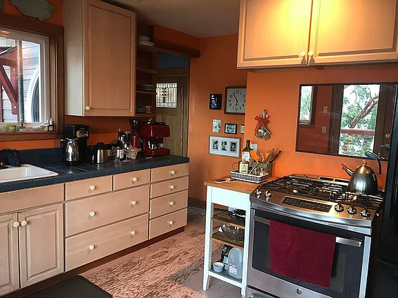 Warm and open kitchen