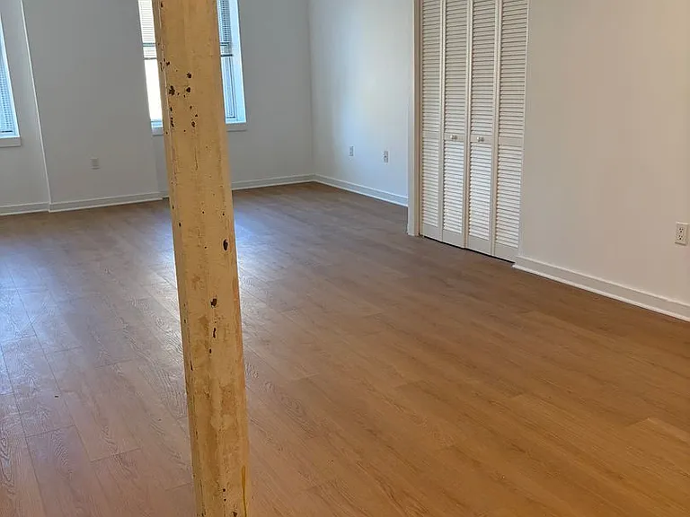 24-30 S Bank St #302 — Photo 9