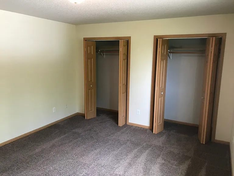 309 E 6th Ave — Photo 3