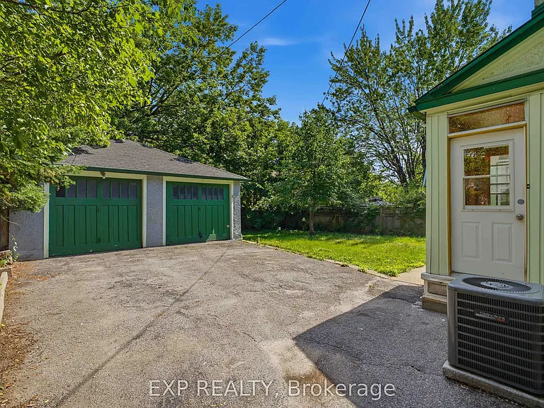 452 Sunnyside Ave — Photo 31