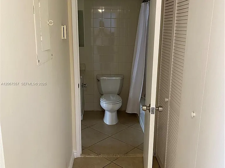 1470 NE 123rd St #A1406 — Photo 17