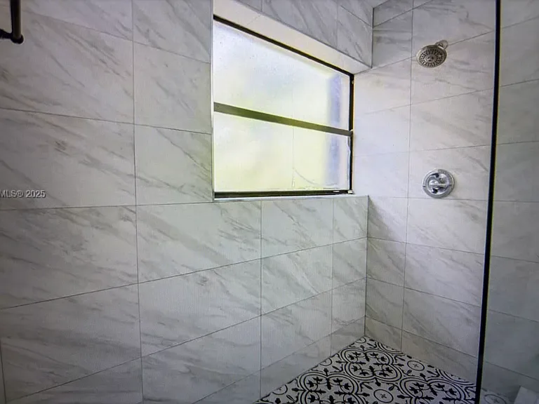 9953 SW 147th Ct — Photo 5