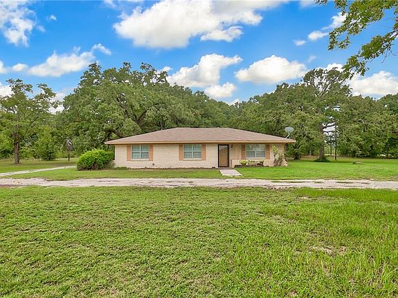 2nd image of 2415 County Road 3104