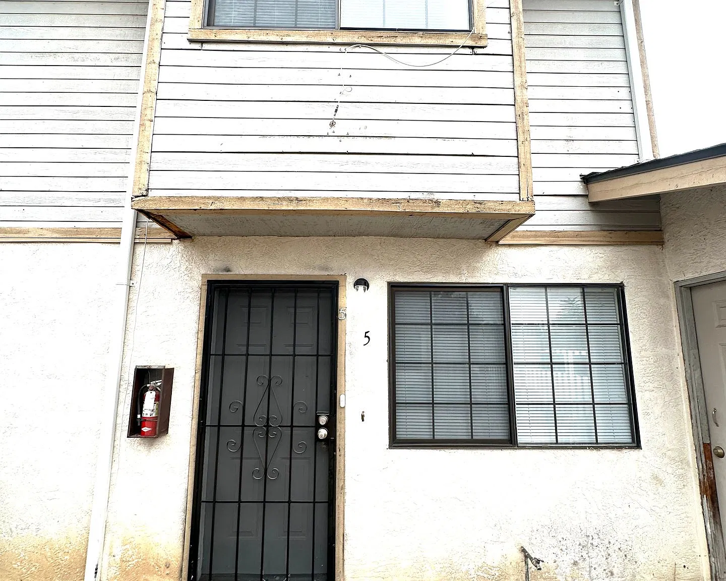 Charming Townhouse in Turlock — Photo 3