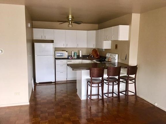 3rd image of 1440 N Lake Shore Dr APT 19B