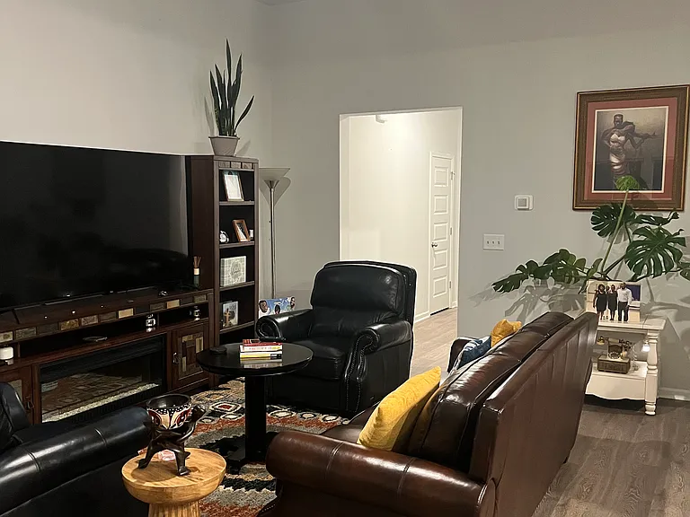 243 Empyrean Cir #1A — Photo 5