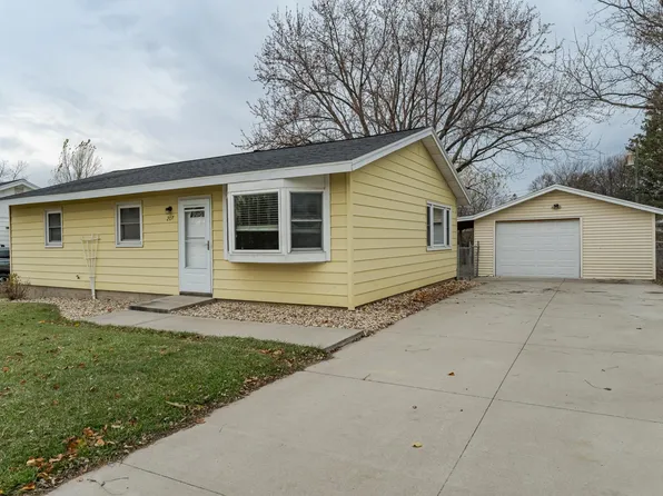207 2nd Ave NW, Byron, MN 55920