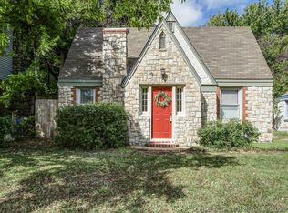 2805 E 2nd St, Tulsa, OK 74104