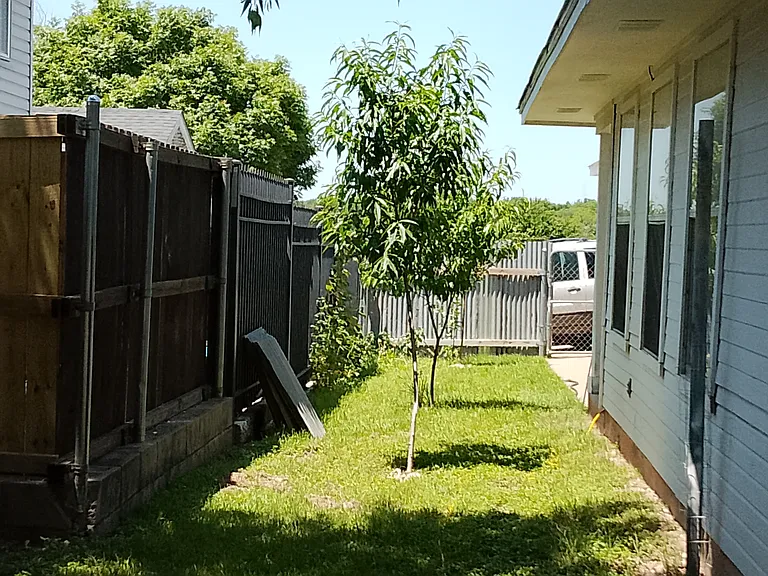 Townsend Dr — Photo 16