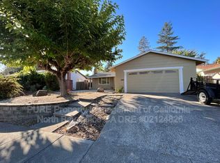 1447 Quail Dr, Petaluma, CA 94954
