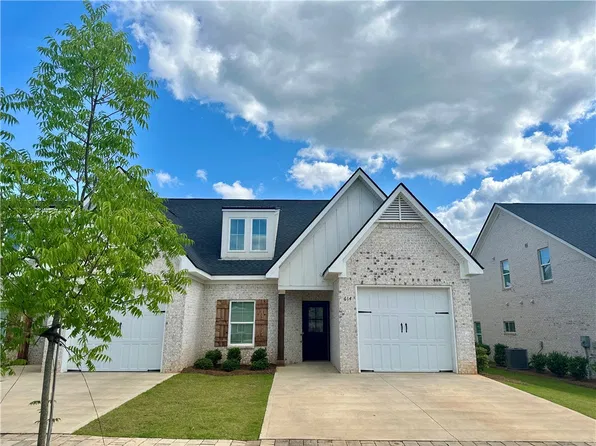 614 Thornberry Dr, Auburn, AL 36830
