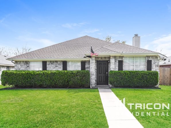 1114 Alicia Ln