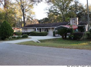 4915 NE 4th Pl, Gainesville, FL 32641
