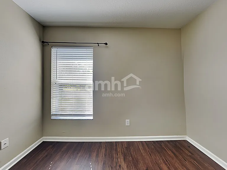 10319 Soaring Eagle Dr — Photo 13