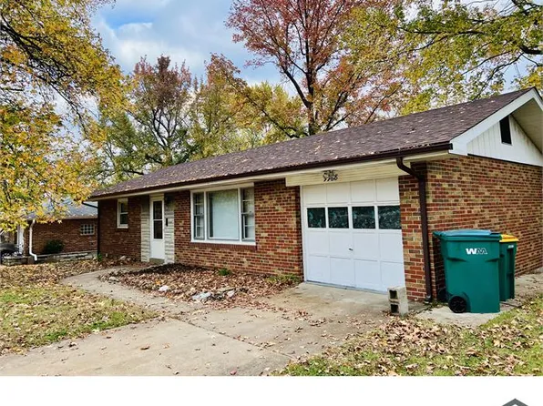 9968 Northampton Dr, Saint Louis, MO 63137