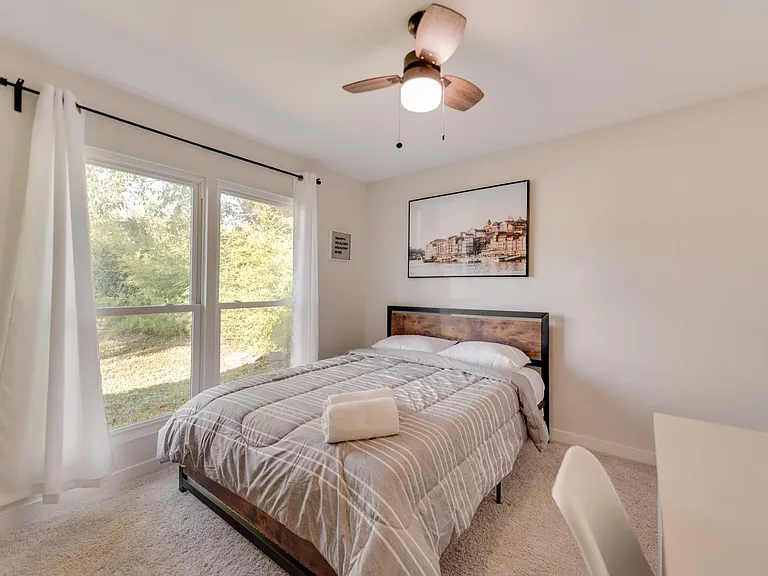 11828 Oberlin Dr — Photo 19