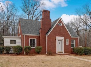 235 Bryant St, Eden, NC 27288