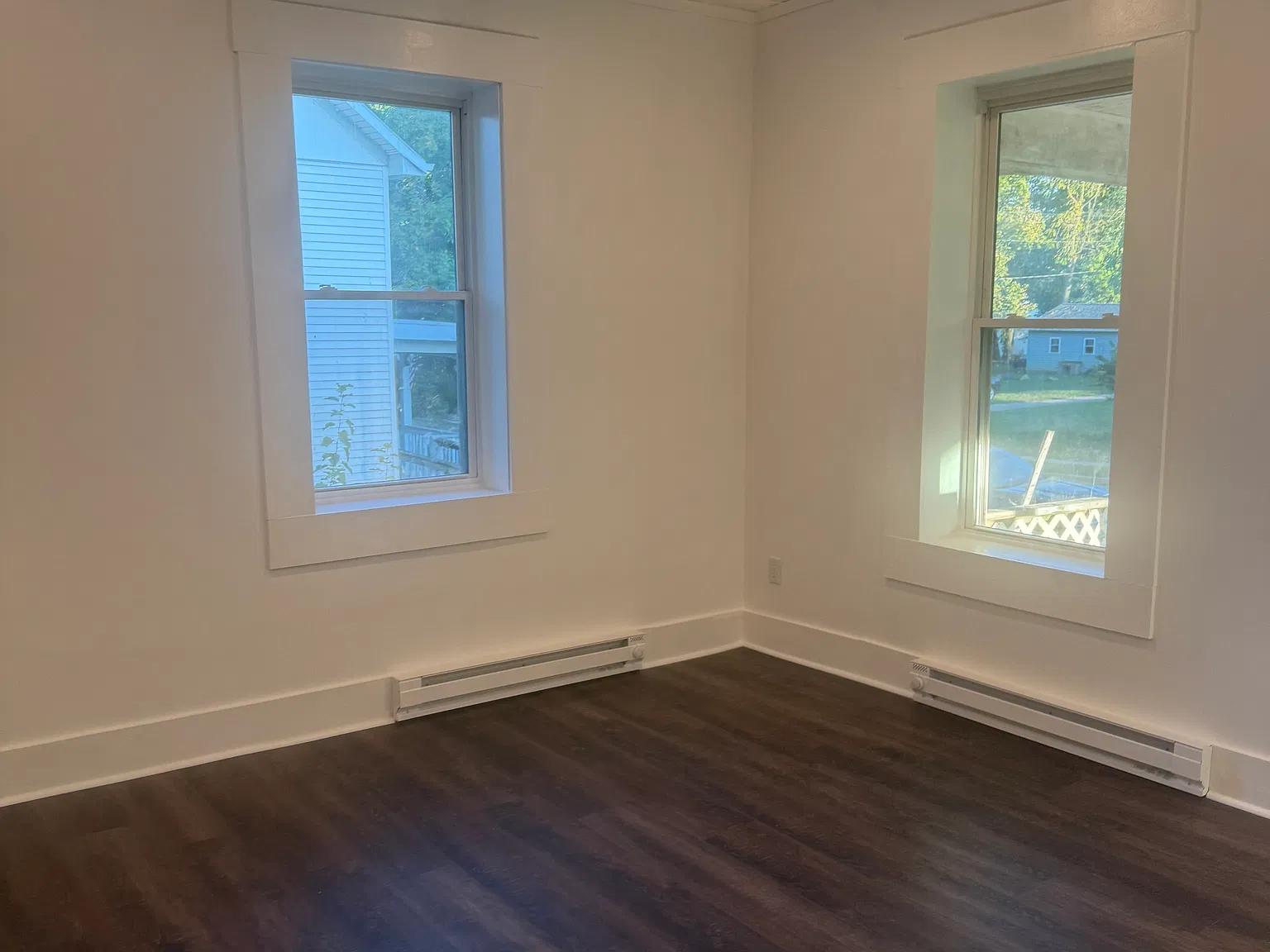2 bed, 1100 sqft, $1,200 — Photo 2