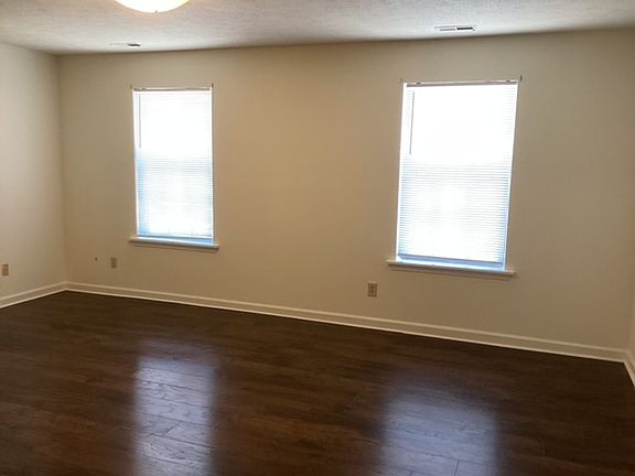 3rd image of 509 Oakwood Ave
