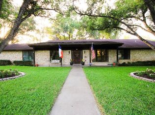 401 E Huntington St, Beeville, TX 78102