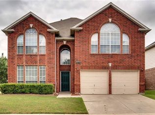 4794 Parkmount Dr, Fort Worth, TX 76137