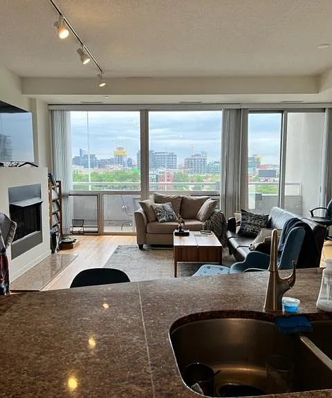 950 W Erie St #702 — Photo 1