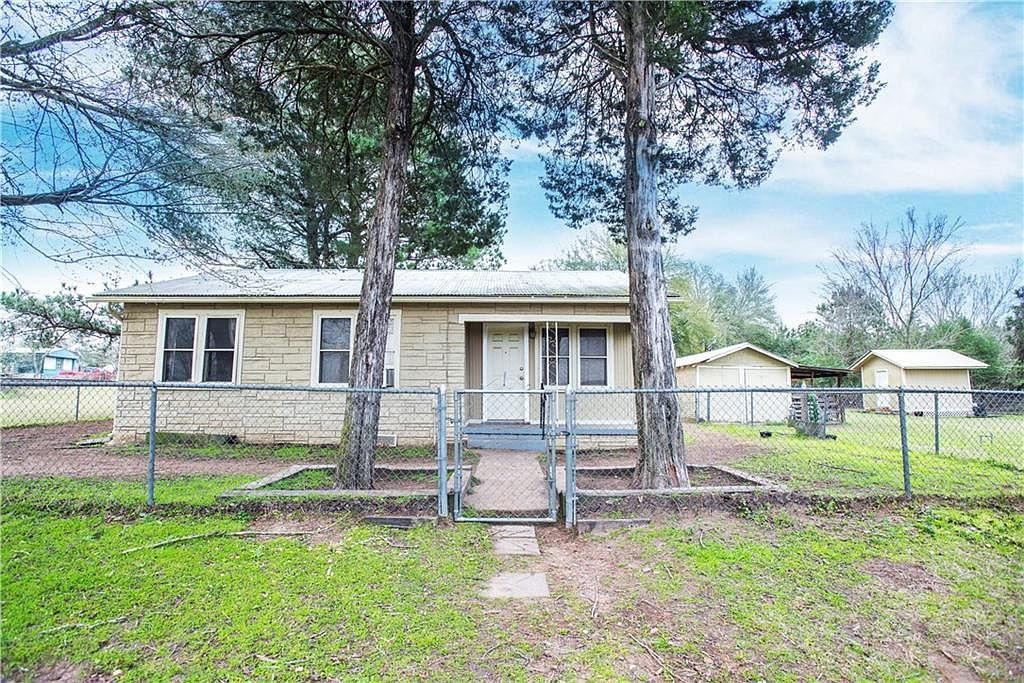 3709 S State Highway 304, Rosanky, TX 78953 Zillow