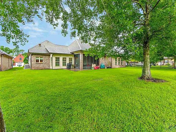 4th image of 2891 Quiet Oak Pl