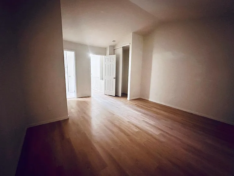 10823 Summerset Way — Photo 12