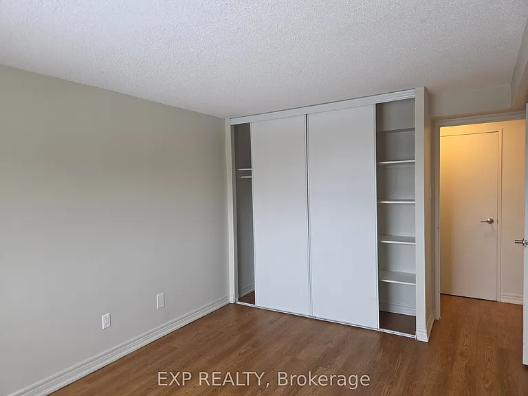 981 Gulf Pl #511 — Photo 7
