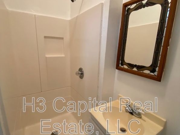 2207 Lee Ave, Granite City, IL 62040