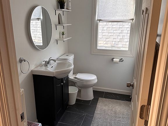 4th image of 5132 S Leclaire Ave #2
