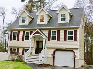121 Mitchell G Dr, Tewksbury, MA 01876