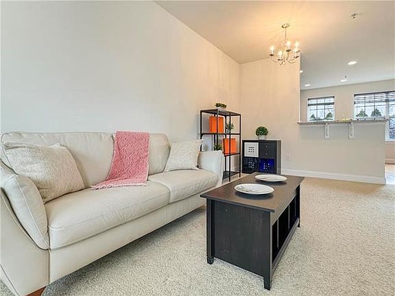 5th image of 1541 Greystone Pl